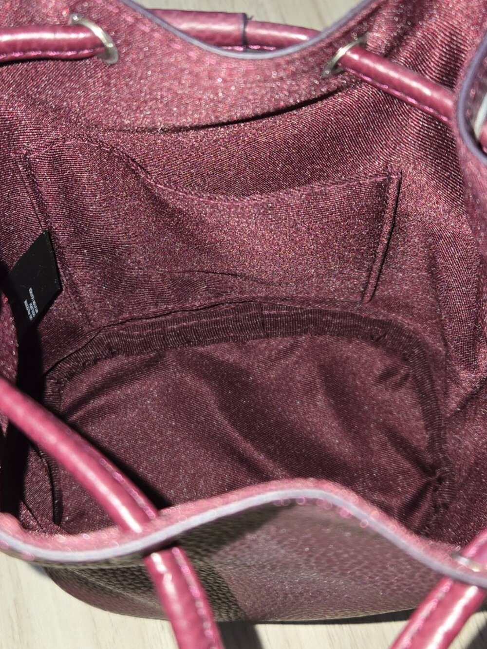 UNIQLO Faux Leather Drawstring Mini Shoulder Bag - Picture 5 of 14